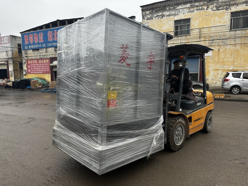 湖北武漢菱宇RCN系列方形逆流式鋼板冷卻塔整塔出貨