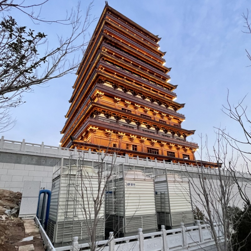 高性價比的菱宇方形逆流式鈑金冷卻塔加上漂亮建筑的襯托，美出了新高度