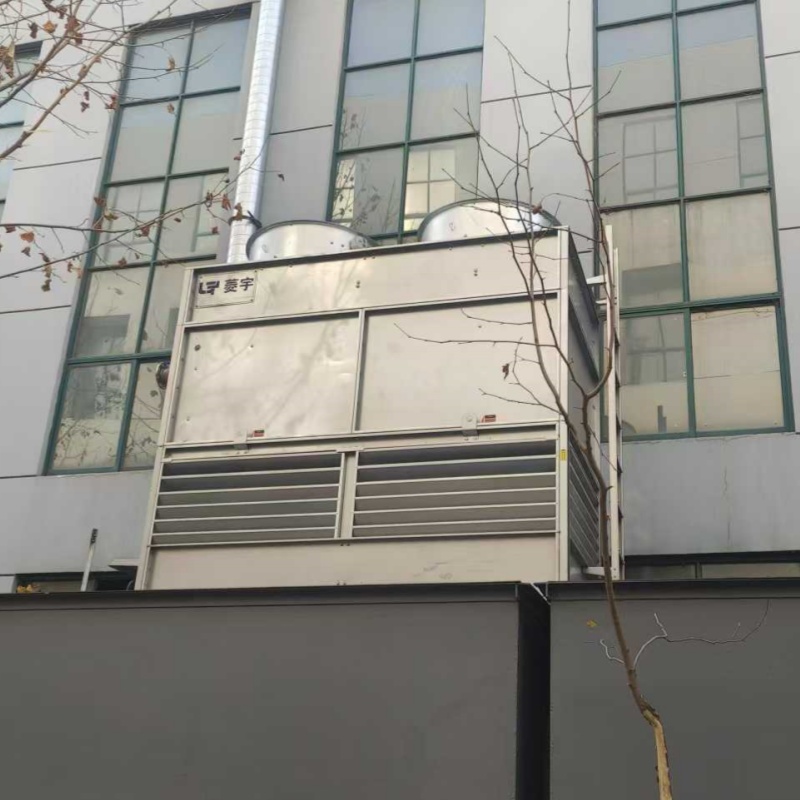 河南新鄉菱宇方形逆流閉式冷卻塔整機出貨到客戶現場